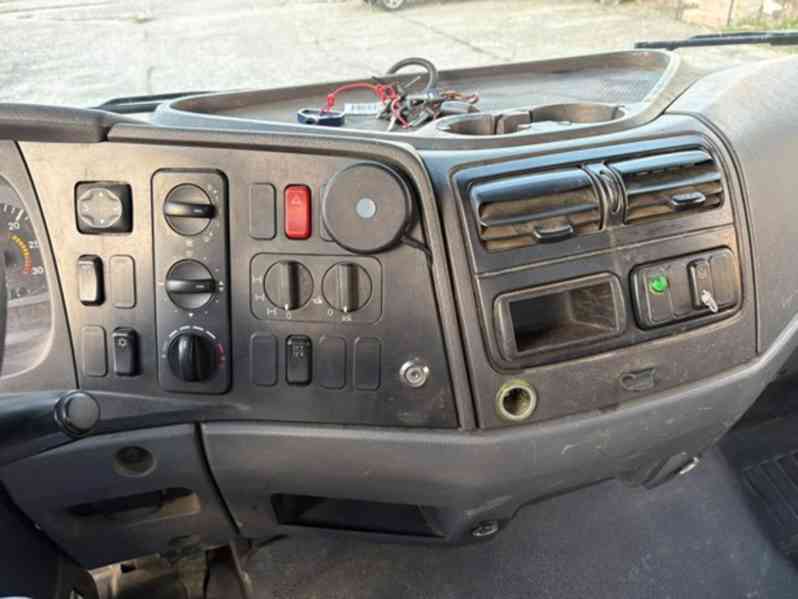 Mercedes-Benz ATEGO 918 AF s hydraulickou plošinou Inreka - foto 6