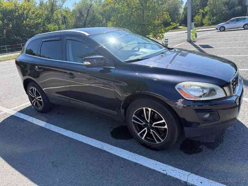 Volvo XC60 2,4   D5, r.v.2009 - foto 4