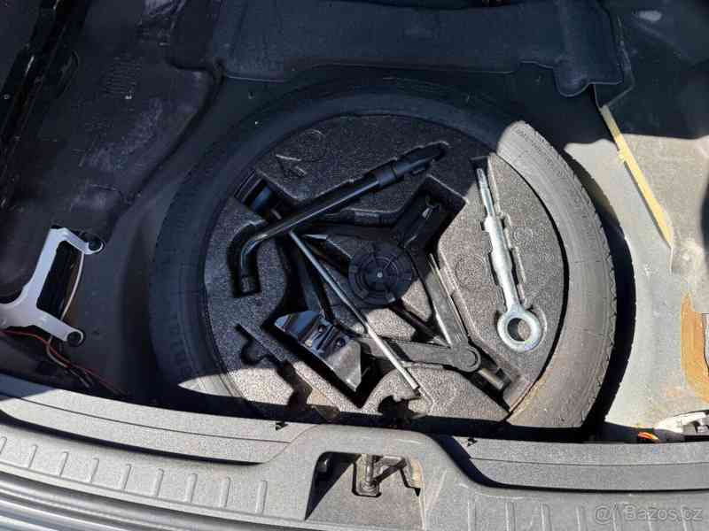 Volvo XC60 2,4   D5, r.v.2009 - foto 3