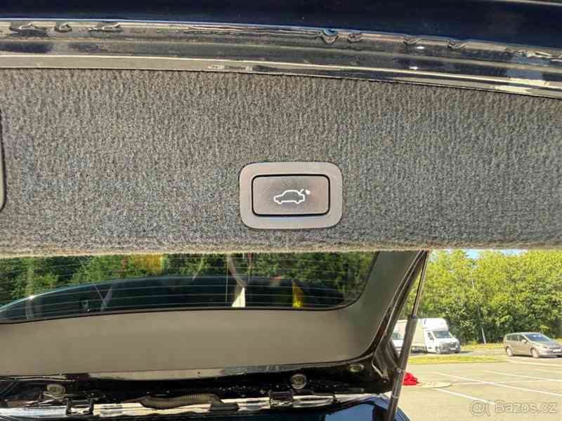 Volvo XC60 2,4   D5, r.v.2009 - foto 12