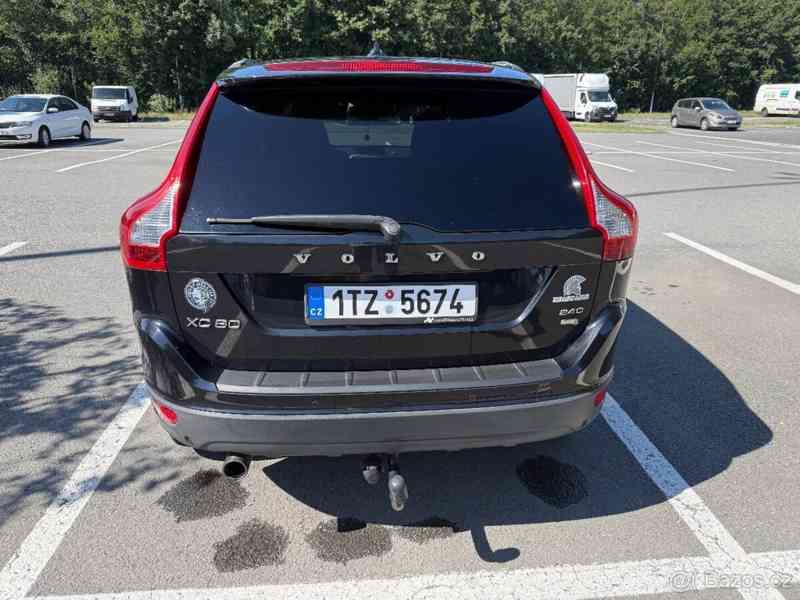 Volvo XC60 2,4   D5, r.v.2009 - foto 6