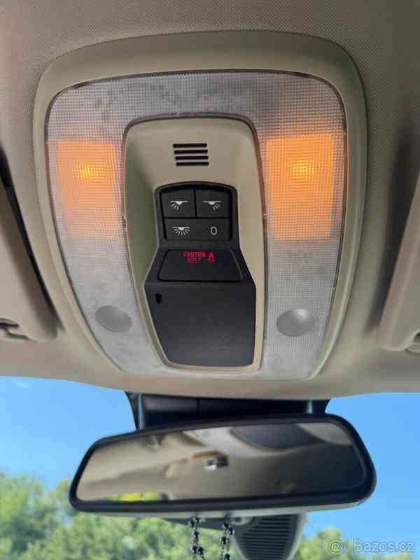 Volvo XC60 2,4   D5, r.v.2009 - foto 13