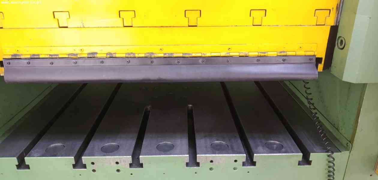  Hydraulický lis DIEFFENBACHER PO-F 1250 A - foto 6