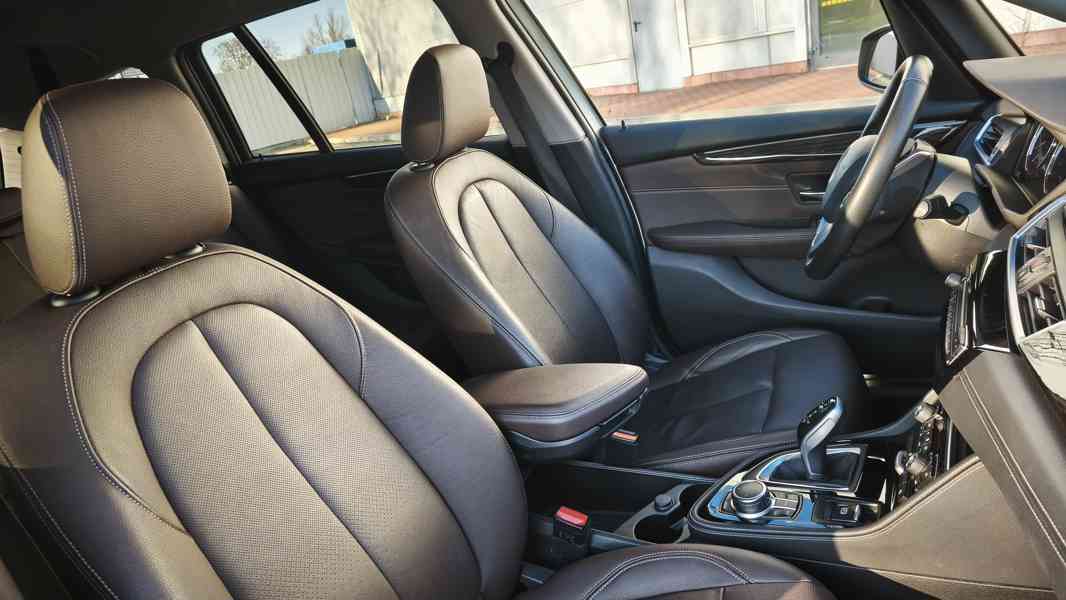 BMW 2 216d,1.5,85kW,GT,1.maj,NAVI,garážováno,DPH - foto 10