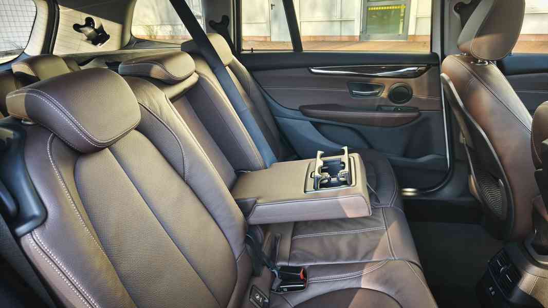 BMW 2 216d,1.5,85kW,GT,1.maj,NAVI,garážováno,DPH - foto 16