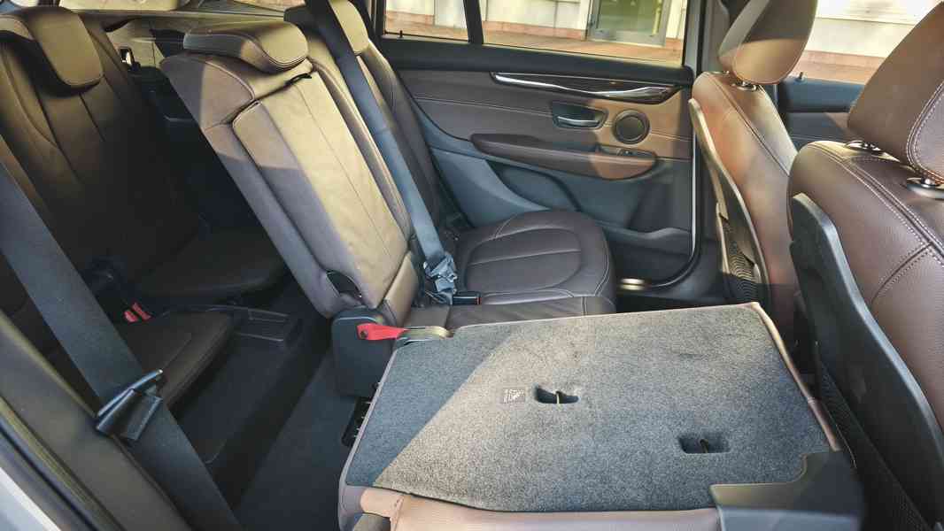 BMW 2 216d,1.5,85kW,GT,1.maj,NAVI,garážováno,DPH - foto 17