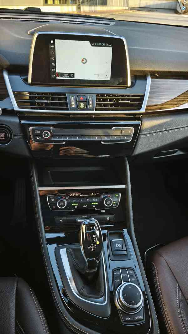 BMW 2 216d,1.5,85kW,GT,1.maj,NAVI,garážováno,DPH - foto 12