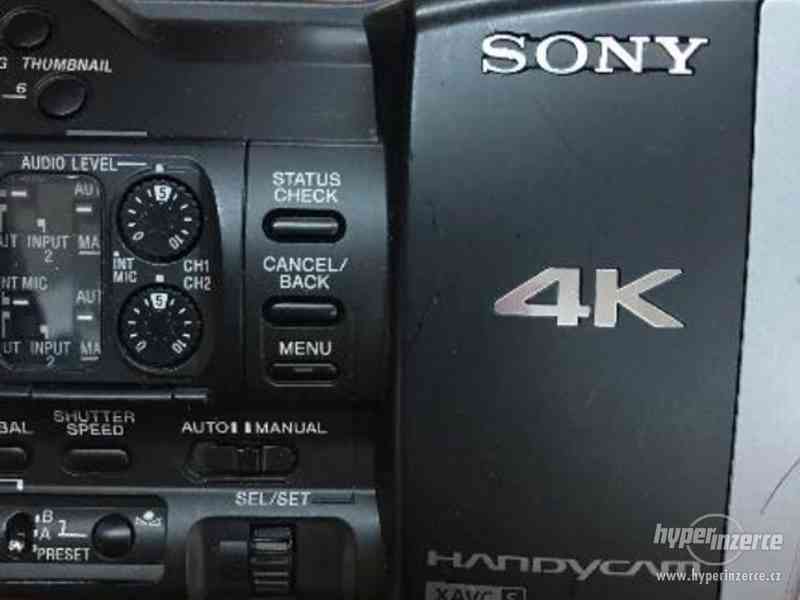 Sony FDR-AX1E Digitální rekordér 4K videokamery - foto 4