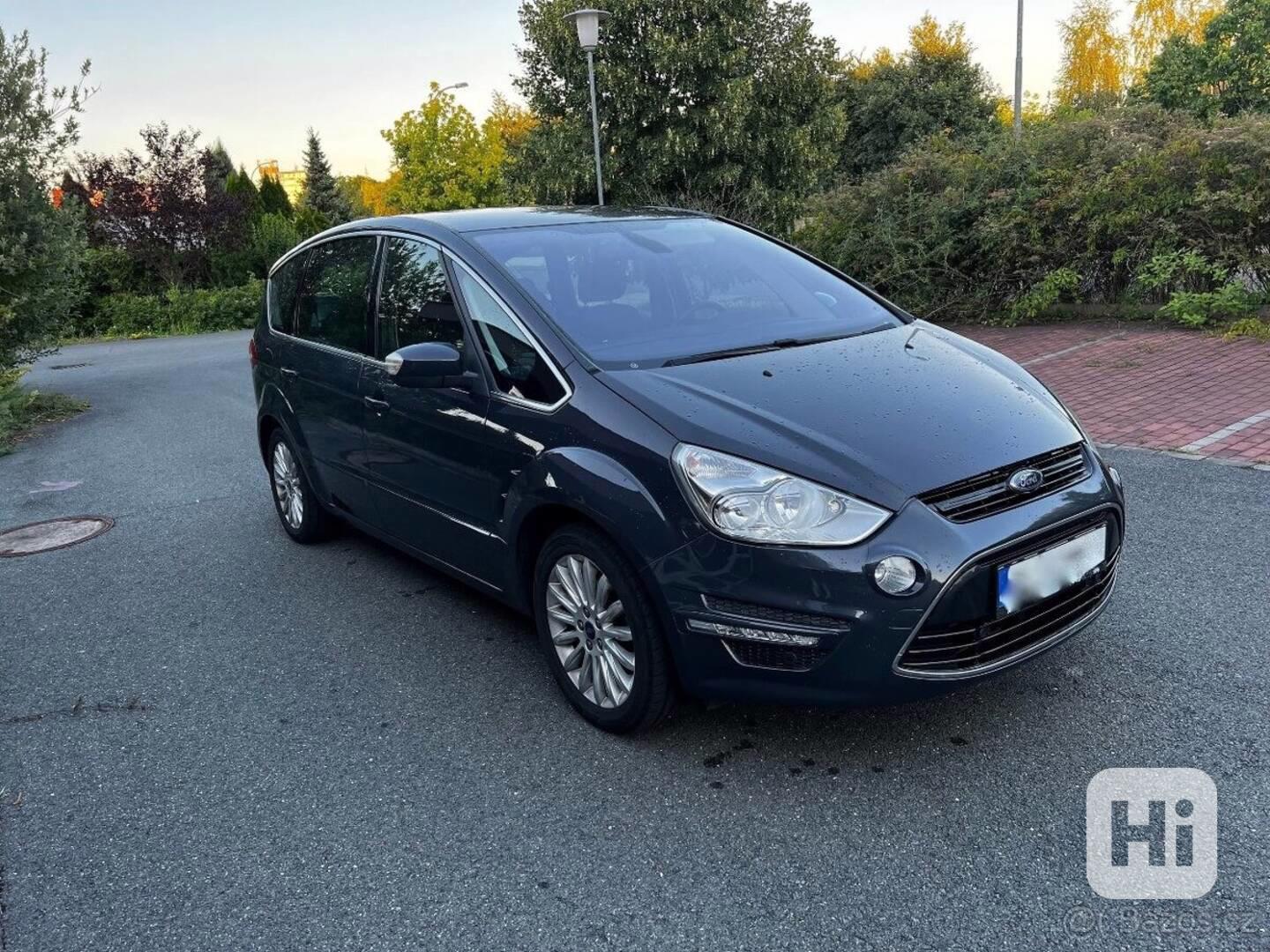 Ford S-MAX - foto 1