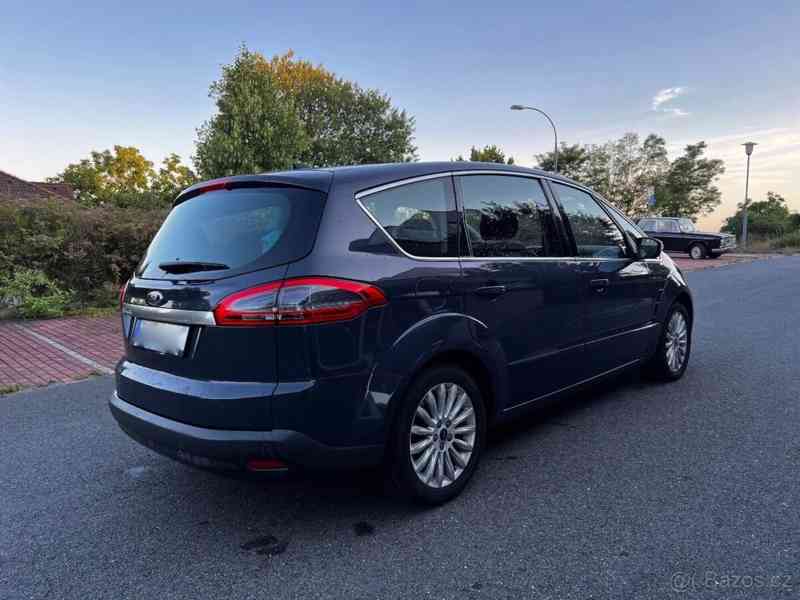 Ford S-MAX - foto 3