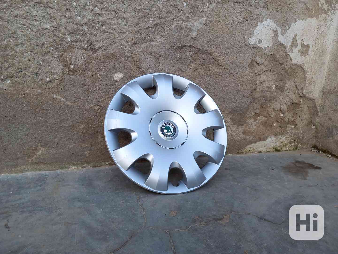 Poklice Škoda, 1Z0 601 147 A - foto 1