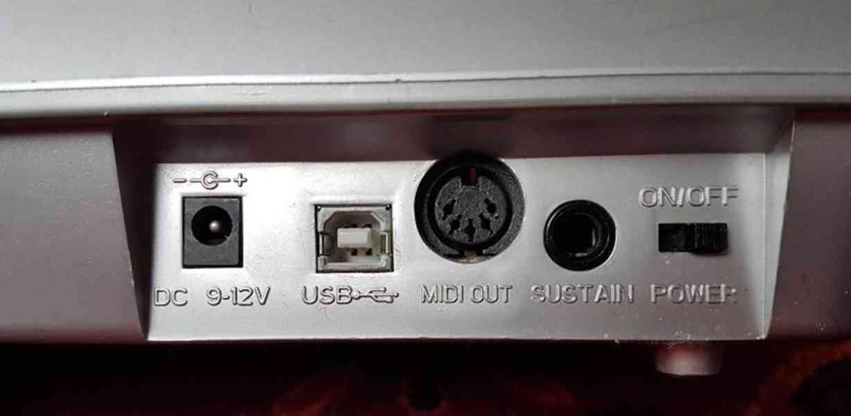 Prodám MIDI klávesy M-Audio Keystation 49e MK1 (USB) 2013 - foto 3
