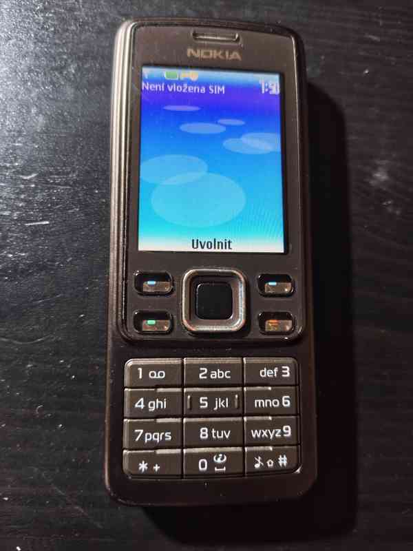 Mobilní telefon Nokia 6300 - netradiční barva hnědá - foto 2