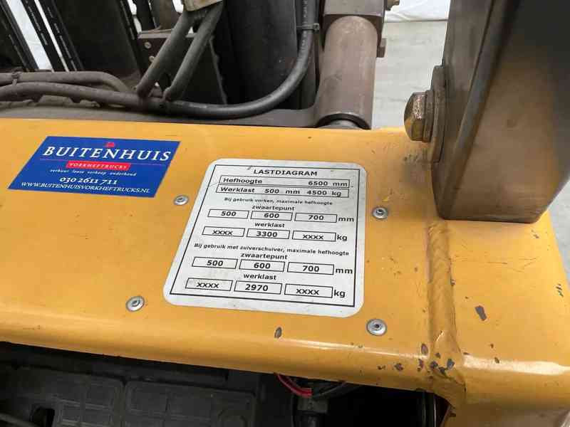 Vysokozdvižný vozík Caterpillar GP45K z roku 2006 - foto 6