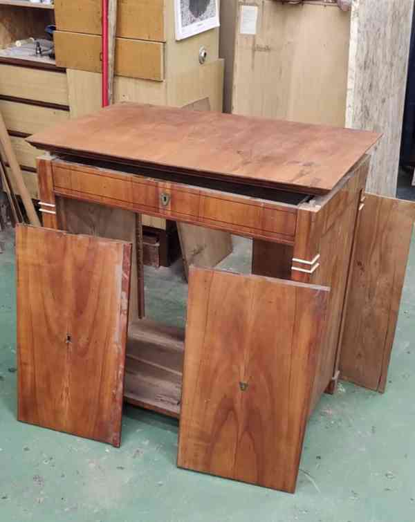 Restaurování nejen starožitného nábytku - foto 5