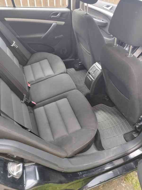Škoda Octavia II combi - foto 8