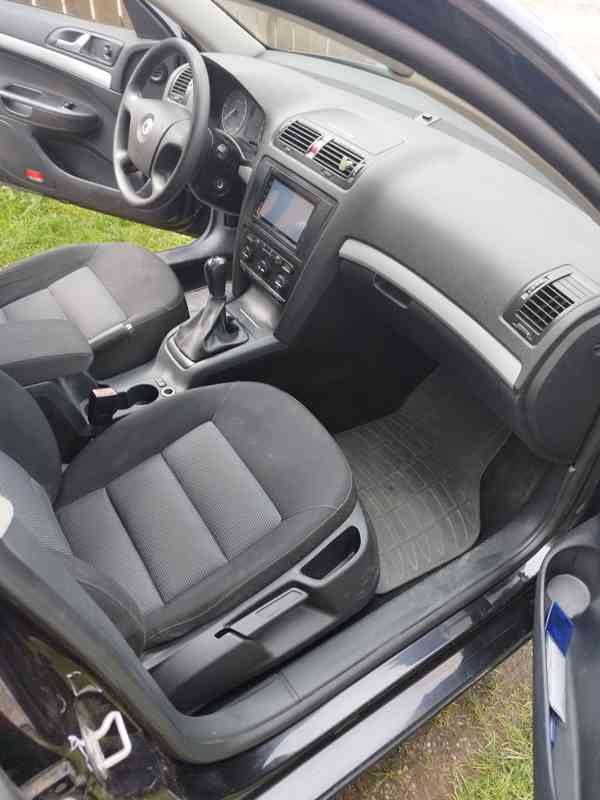 Škoda Octavia II combi - foto 7