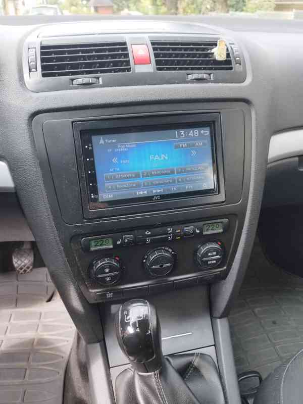 Škoda Octavia II combi - foto 6