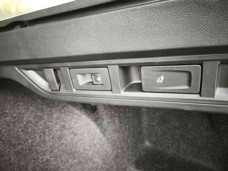 Škoda Octavia Combi, 2.0 TDI 4x4 TDI DSG Fresh ČR DPH tažné - foto 27