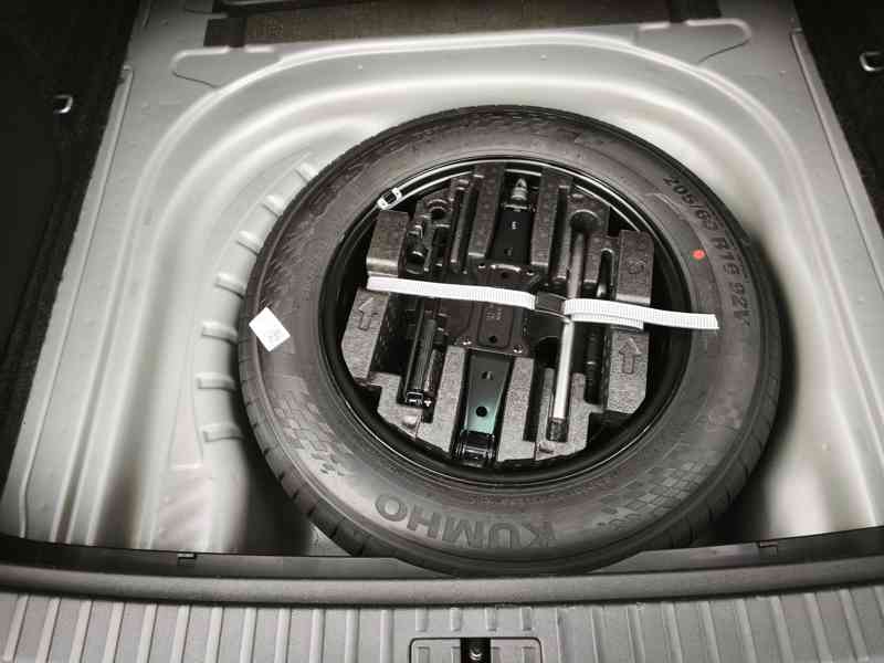 Škoda Octavia Combi, 2.0 TDI 4x4 automat DSG Fresh ČR DPH  - foto 39