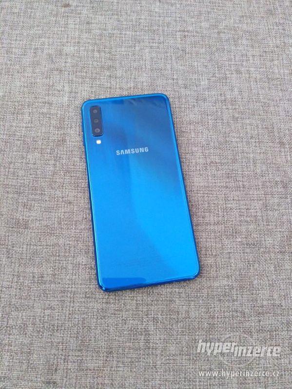 Samsung galaxy A7 2018 modrý - záruka 18 měsíců - foto 3