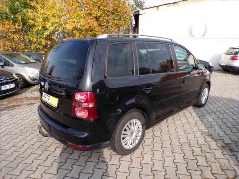 Volkswagen Touran 1,4 TSI TAŽNÉ ZAŘÍZENÍ - foto 4