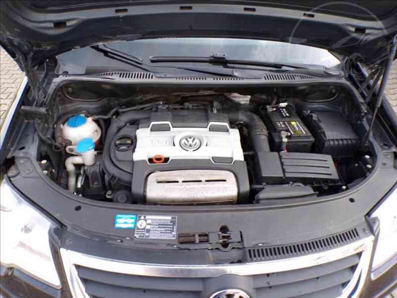 Volkswagen Touran 1,4 TSI TAŽNÉ ZAŘÍZENÍ - foto 14