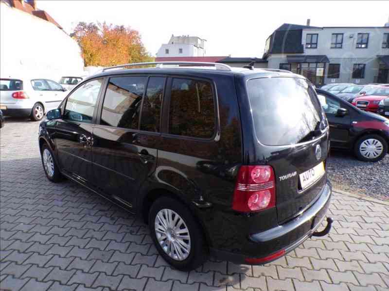 Volkswagen Touran 1,4 TSI TAŽNÉ ZAŘÍZENÍ - foto 3