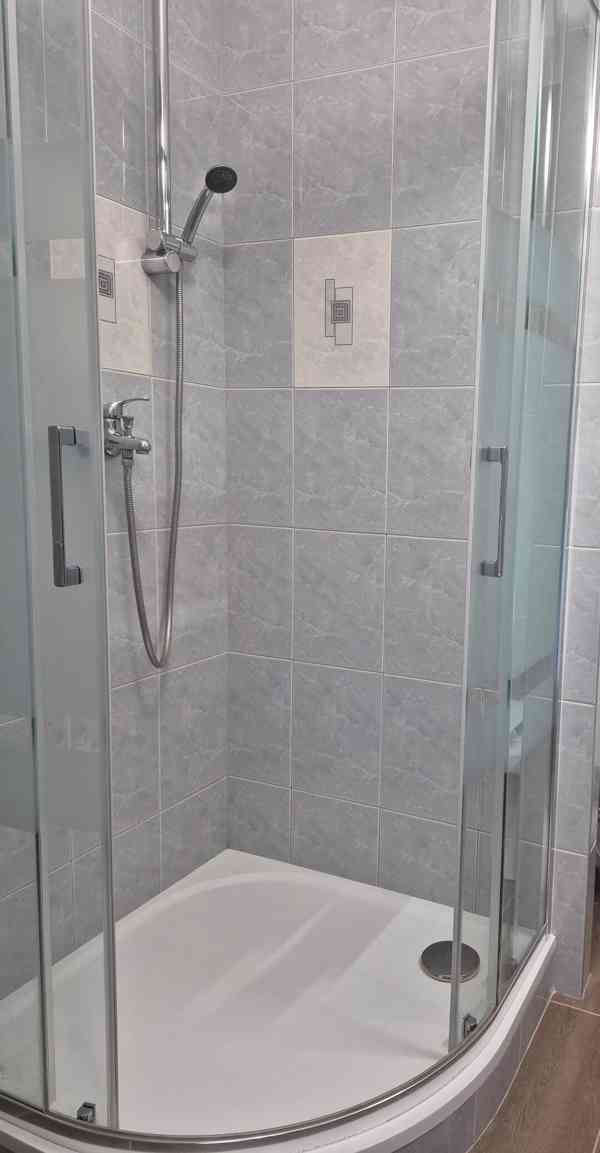 Byt 1+1 v centru města - foto 4