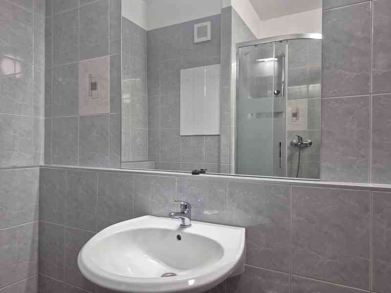 Byt 1+1 v centru města - foto 2