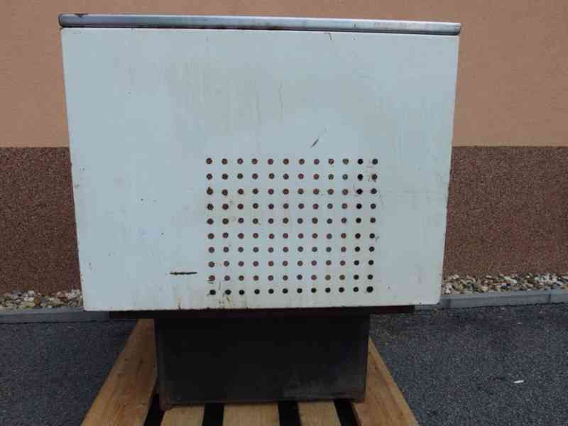 Kovový stůl - foto 4