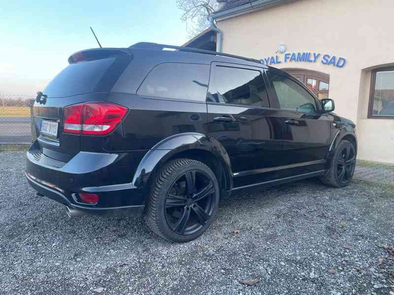 Fiat Freemont 2.0, 125 kW, r. v. 2014, manuál - foto 7