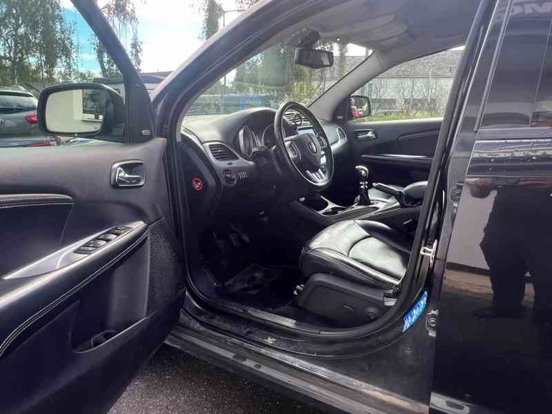 Fiat Freemont 2.0, 125 kW, r. v. 2014, manuál - foto 13