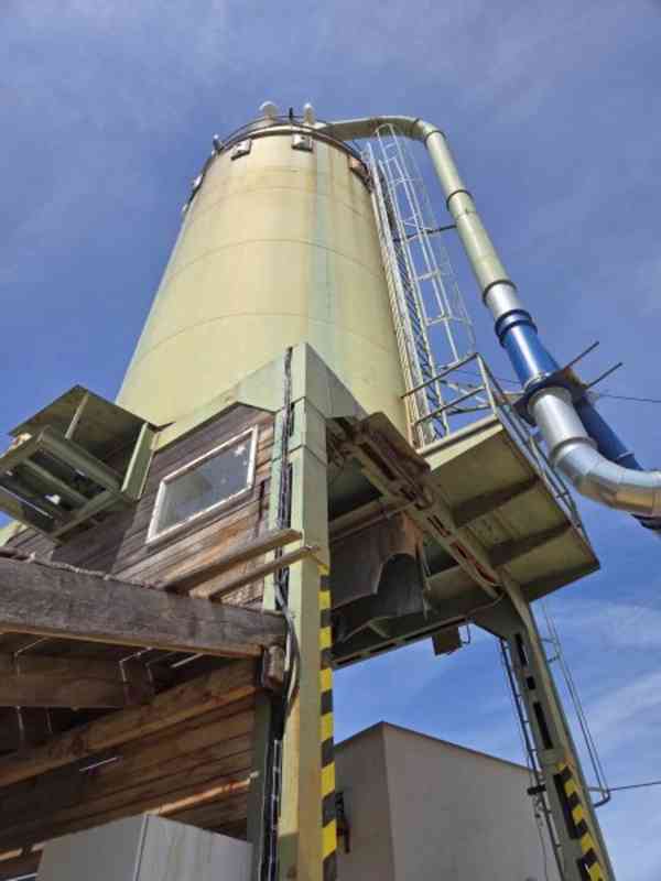 9m silo ocel 140m3/18t zásobník 20/38t piliny štěpka - foto 3