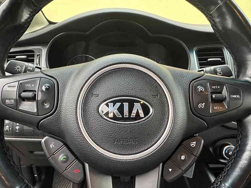 Kia Carens 1.7CRDi 104kW/7-míst/ČR/1MAJ - foto 24