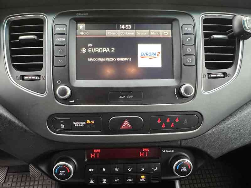 Kia Carens 1.7CRDi 104kW/7-míst/ČR/1MAJ - foto 25