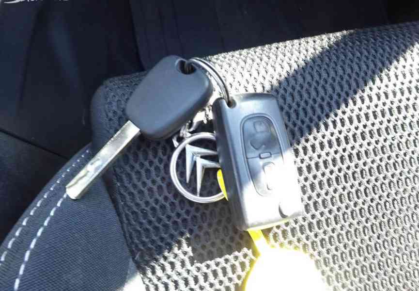 Citroen C4 1.4 VVTi r.v.2014 (70 kw) Koupeno v ČR - foto 14
