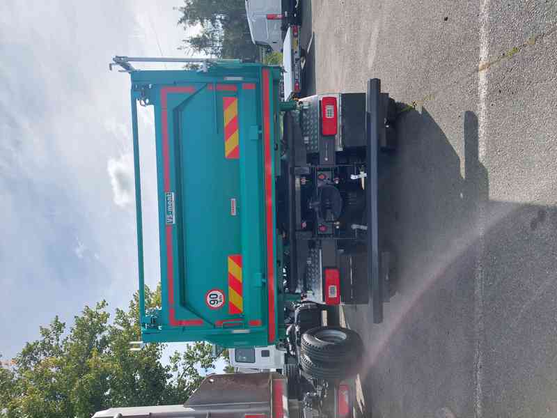 IVECO X-WAY AD300X50Z HR OFF 6x4 + třístranný sklápěč - foto 5