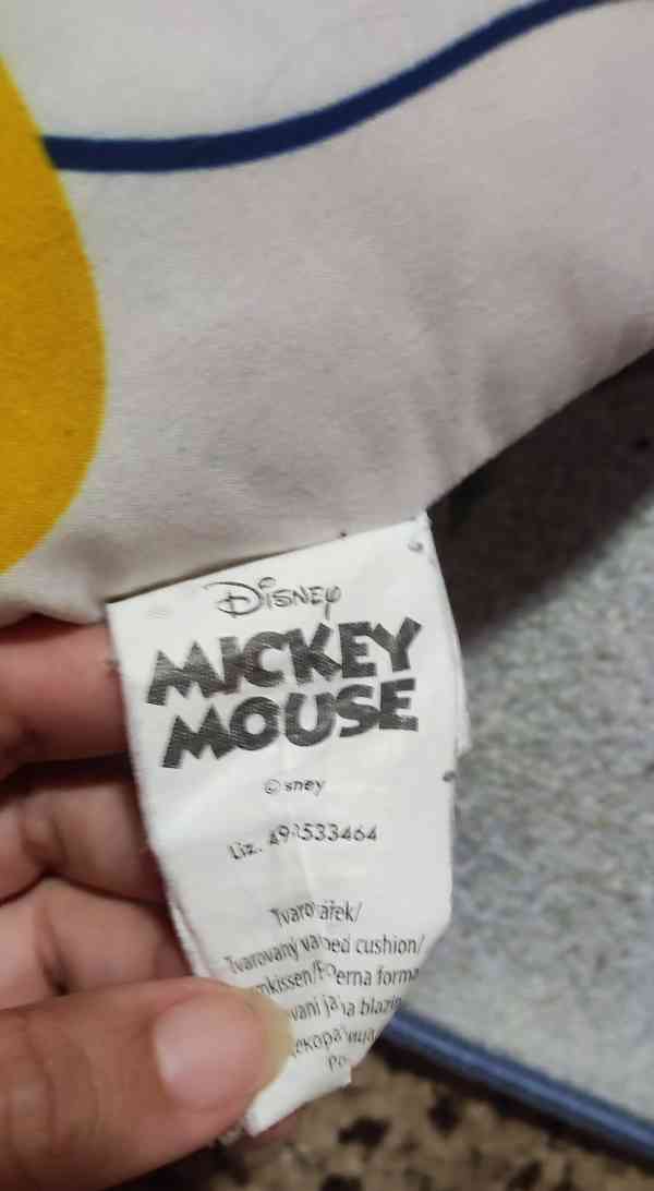 Tvarovaný polštářek Mickey Mouse  - foto 3