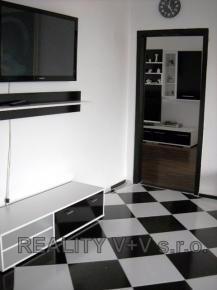 Prodej bytu 3+1 s balkonem, DB, 72 m2, ČB, V. Volfa - 657 - foto 2