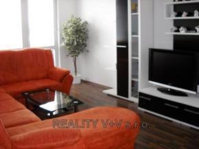Prodej bytu 3+1 s balkonem, DB, 72 m2, ČB, V. Volfa - 657 - foto 3