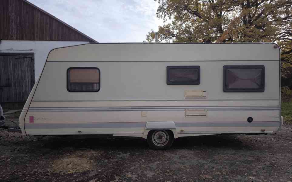 Liberty 550, pěkná chatka na pevné stání, dovoz možný. - foto 5