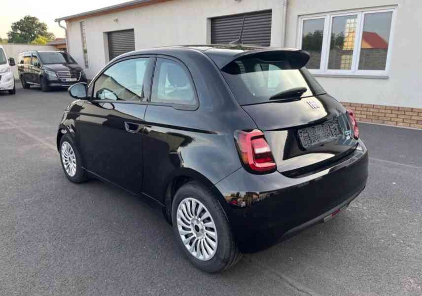 Fiat 500E, elektro - foto 3