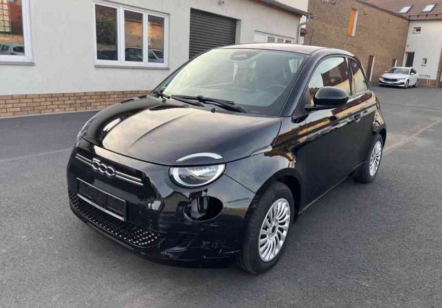 Fiat 500E, elektro - foto 2