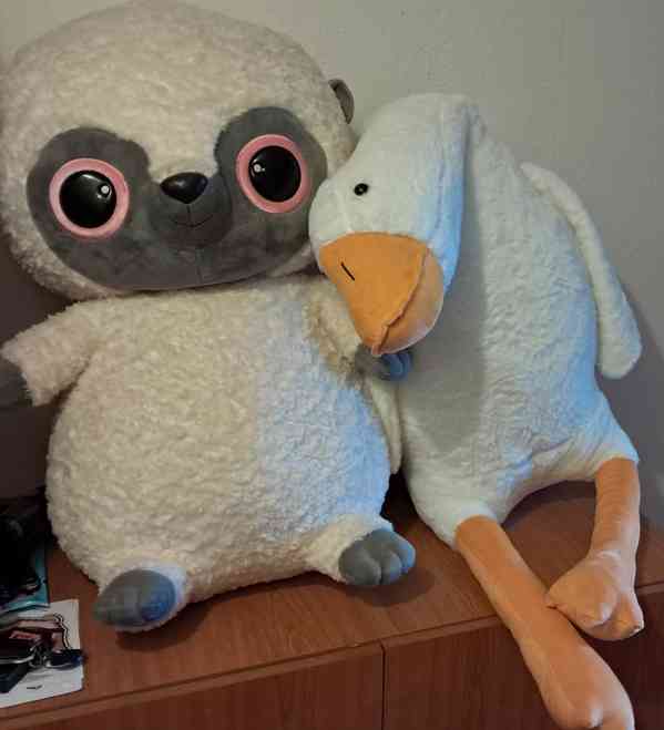 Dva velcí plyšáci krteček, dva velcí plyšaci Lemur a Husa - foto 2