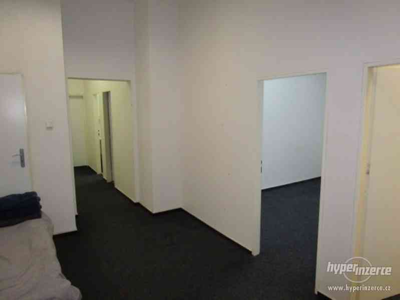 Pronájem bytu - kanceláří, Brno-město, Bašty - foto 2