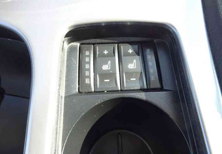Ford Mondeo 2.0i Combi r.v.2011 (149 kw) AUTOMAT - foto 14
