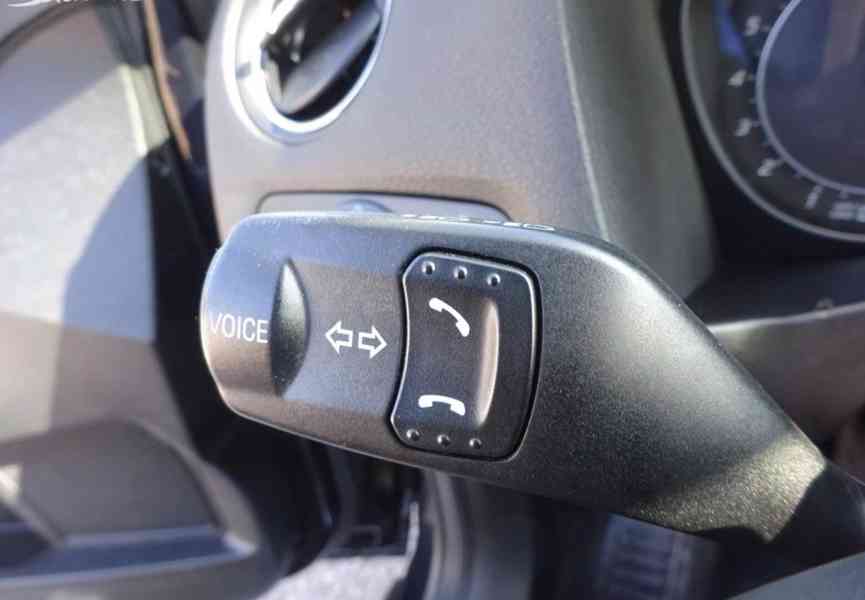 Ford Mondeo 2.0i Combi r.v.2011 (149 kw) AUTOMAT - foto 9