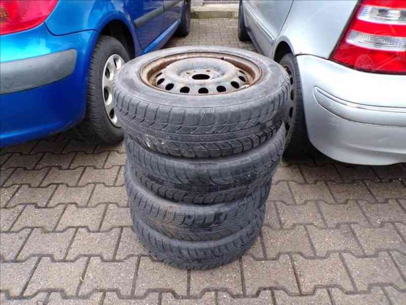 Fiat Punto 1,2 i POSILOVAČ ŘÍZENÍ - foto 13