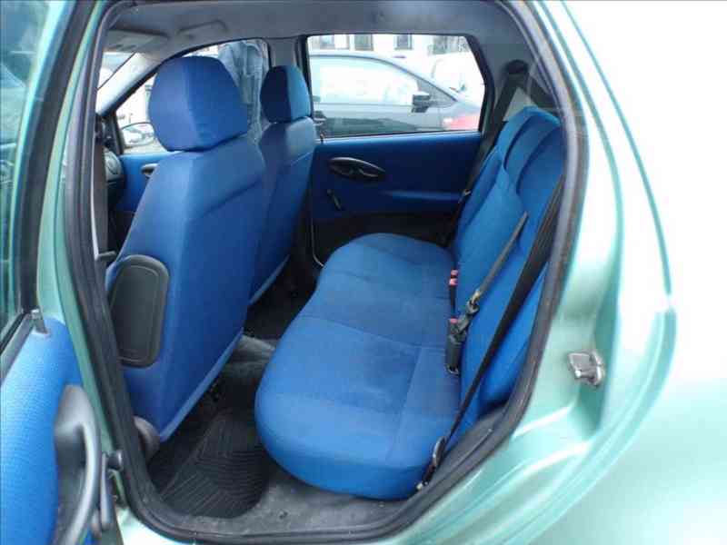 Fiat Punto 1,2 i POSILOVAČ ŘÍZENÍ - foto 9